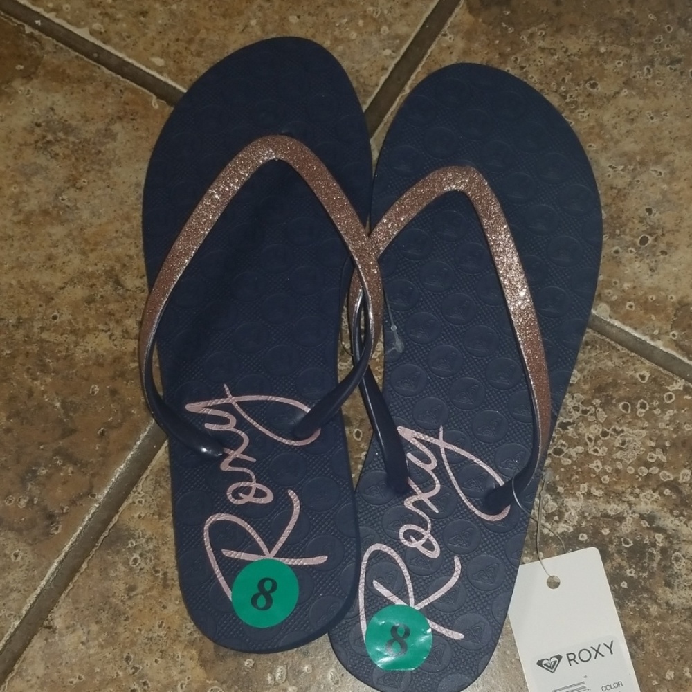 Roxy flip flops